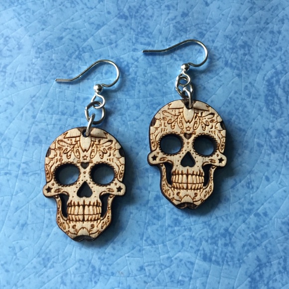 Wooden Sugar Skull Earrings Day of Dead - Picture 5 of 5